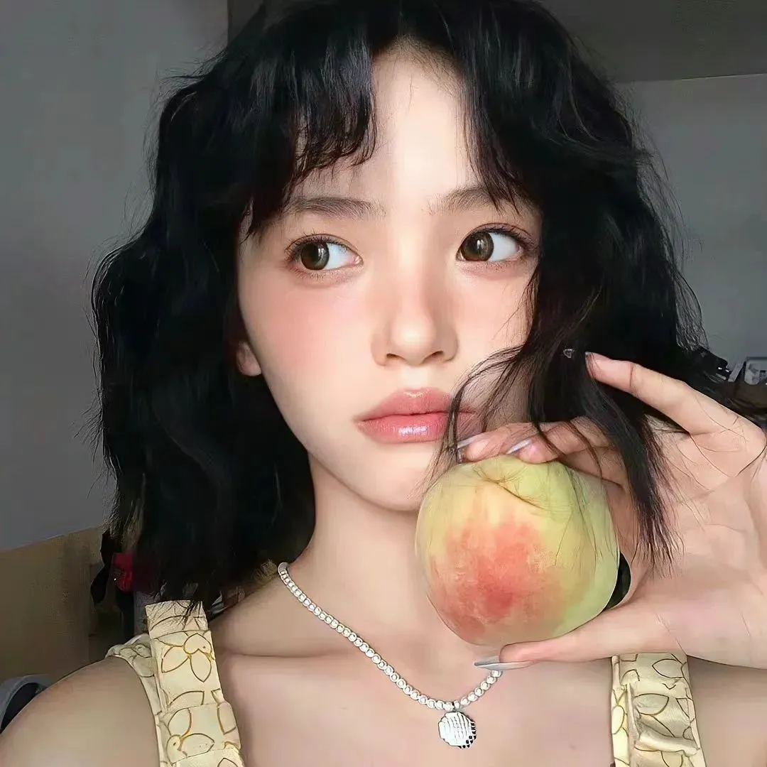 亚洲精品漆器艺术 - 光泽中的东方美学
